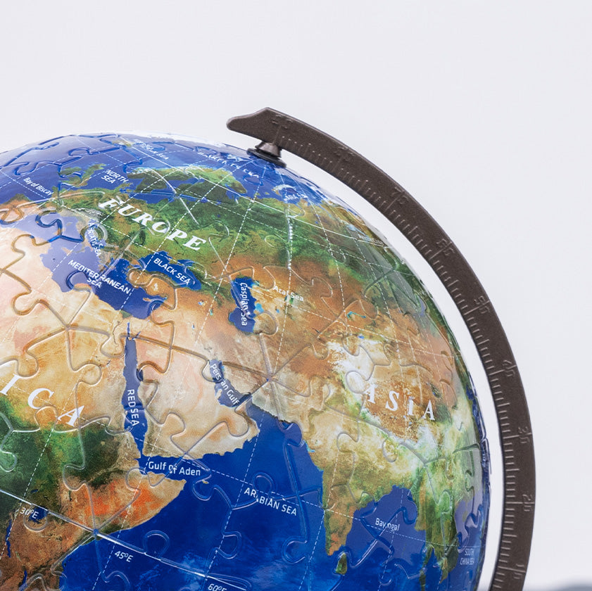 Resplendent Earth - 3D Puzzle Globe Jigsaw Puzzle